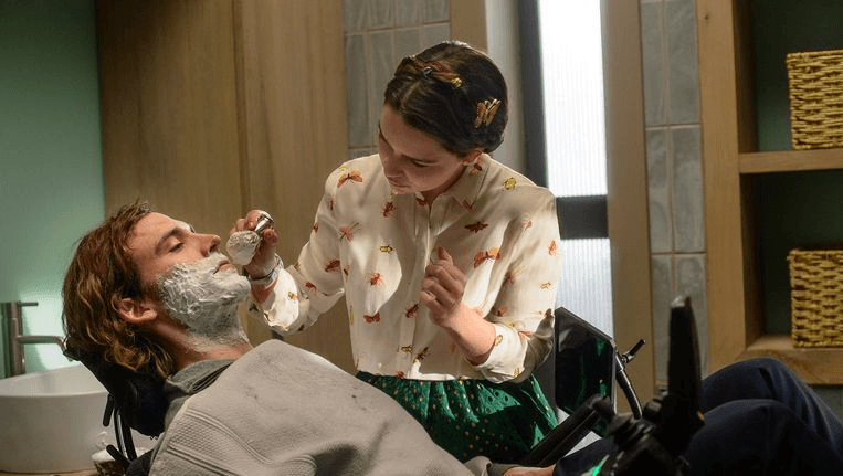 Io Prima di Te un film in streaming su Netflix con Emilia Clarke nei panni di Louisa Clarke e Sam Claflin nel ruolo di Will Traynor.